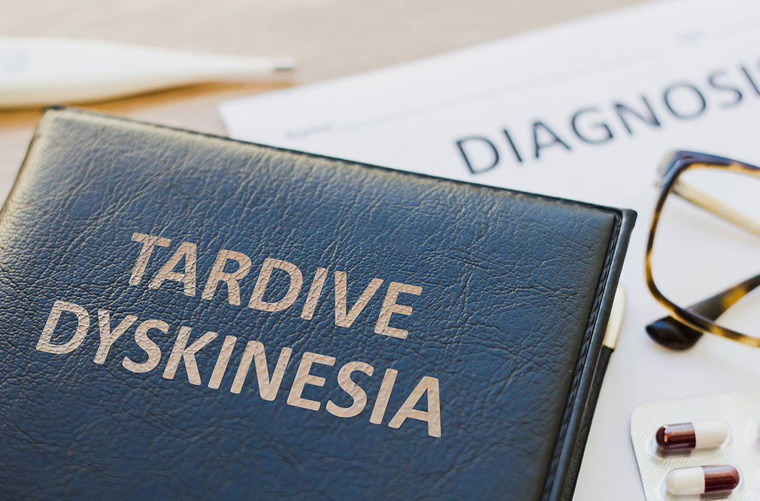 Tardive dyskinesia, glasses, Dx paper