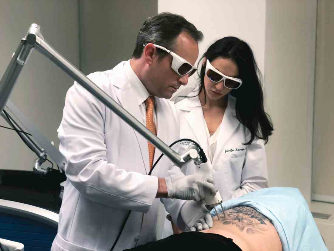 Laser tattoo removal techniques continue to be refined | MDedge Dermatology
