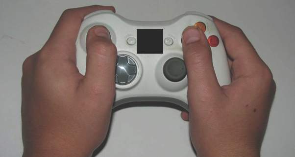 Figure 5. Points of contact on the hands are demonstrated when holding a video game controller. 