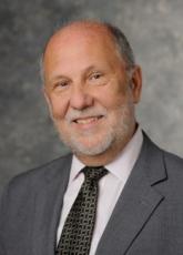 Doctors Undertrained, but Still Needed in Antismoking Efforts