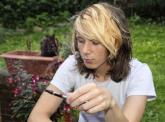Youths turning to e-cigarettes over traditional smokes