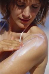 Daily sunscreen slowed skin aging in middle-aged adults