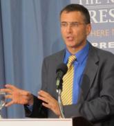 Health Care More Expensive Under Romney, Wonks Say