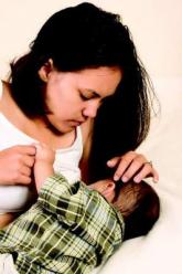 Breastfeeding for 6 months linked to reduced childhood leukemia risk
