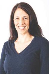 Nonwhite race, lower socioeconomic status predicts persistently active AD