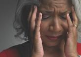 Memantine reduces frequency of migraine without aura