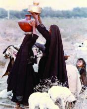 Migrant family in India's Kutch district, photographed by Dr. Patel when he worked as a journalist early in his career.