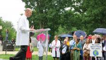 Dr. Marc Moss, ATS president, speaks at the &amp;quot;Lab Coats for Lungs&amp;quot; rally in Washington.