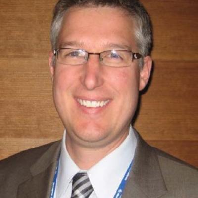 Benefits of laparoscopic over open colectomy decrease with operative ...