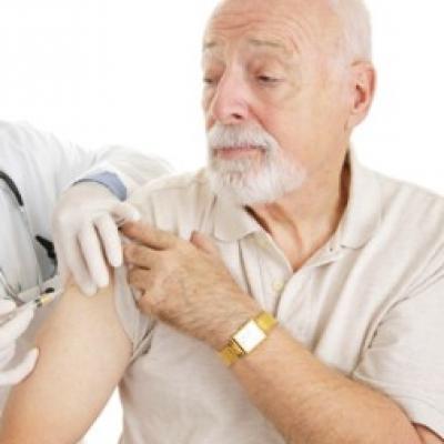 High-dose flu vaccine immunogenic in frail elderly | MDedge Internal ...